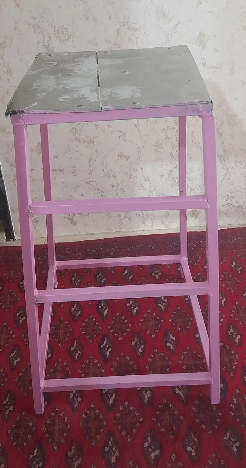 چهارپایه|صندلی و نیمکت|مشهد, خواجه ربیع|دیوار