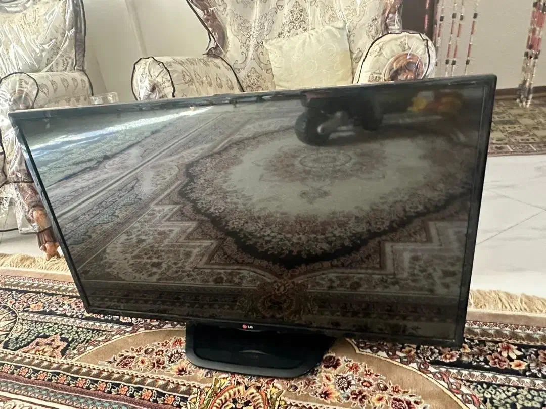 تلویزیون ال جی ۴۲ اینچ ال سی دی|تلویزیون و پروژکتور|تهران, تهرانپارس غربی|دیوار