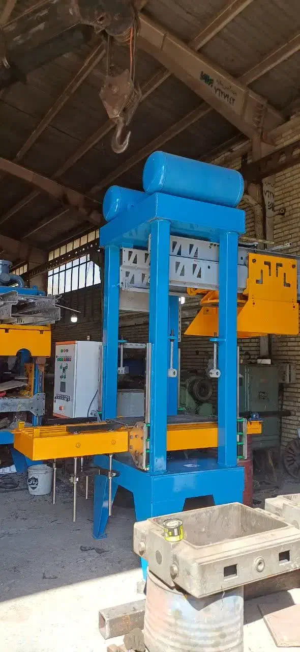 ساخت دستگاه های صنعت ریخته گری تضمینی|ماشینآلات صنعتی|اسلامشهر, مظفریه|دیوار