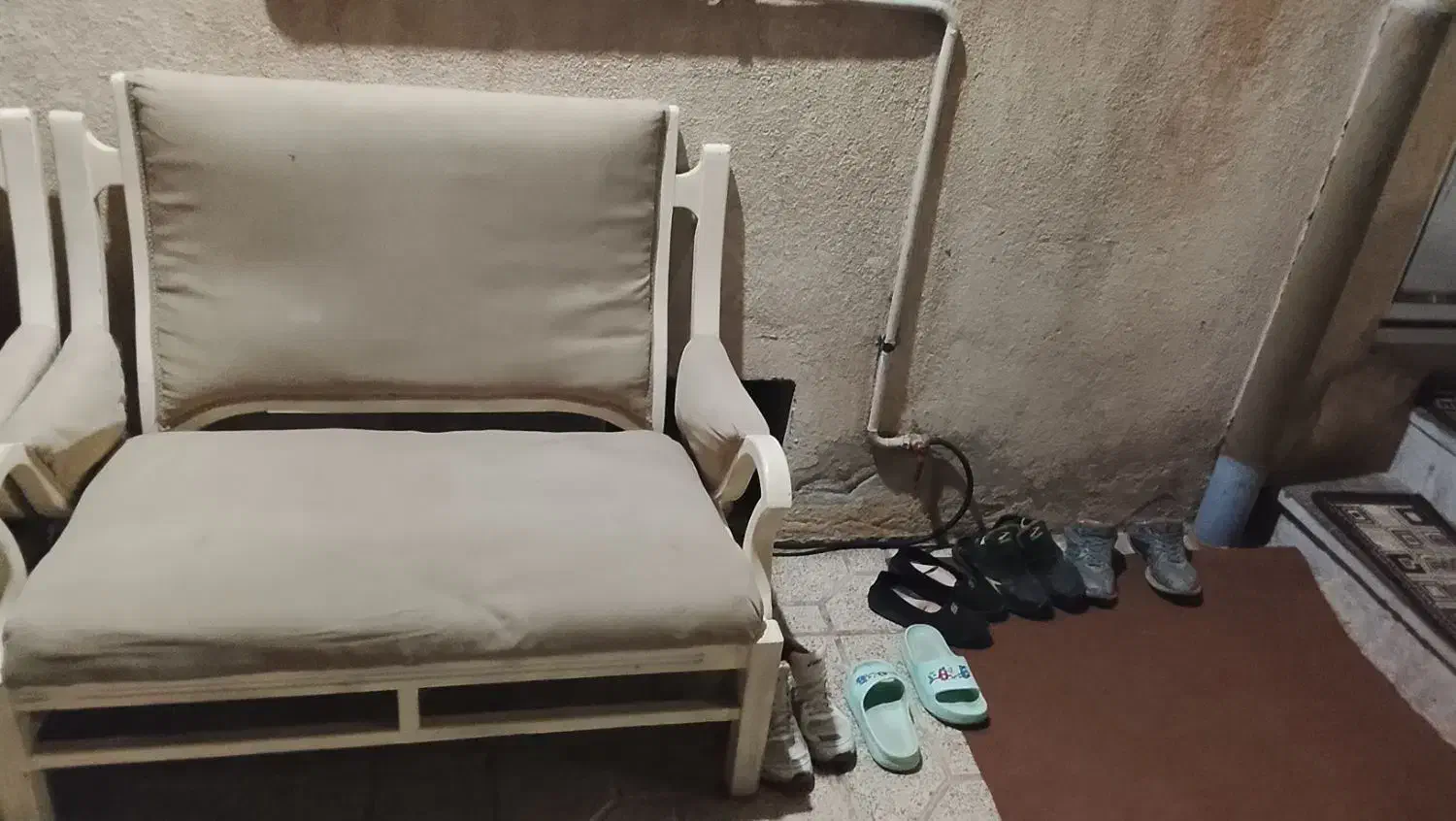 مبل دونفره کاناپه دسته چوب|مبلمان خانگی و میز عسلی|زنجان, |دیوار