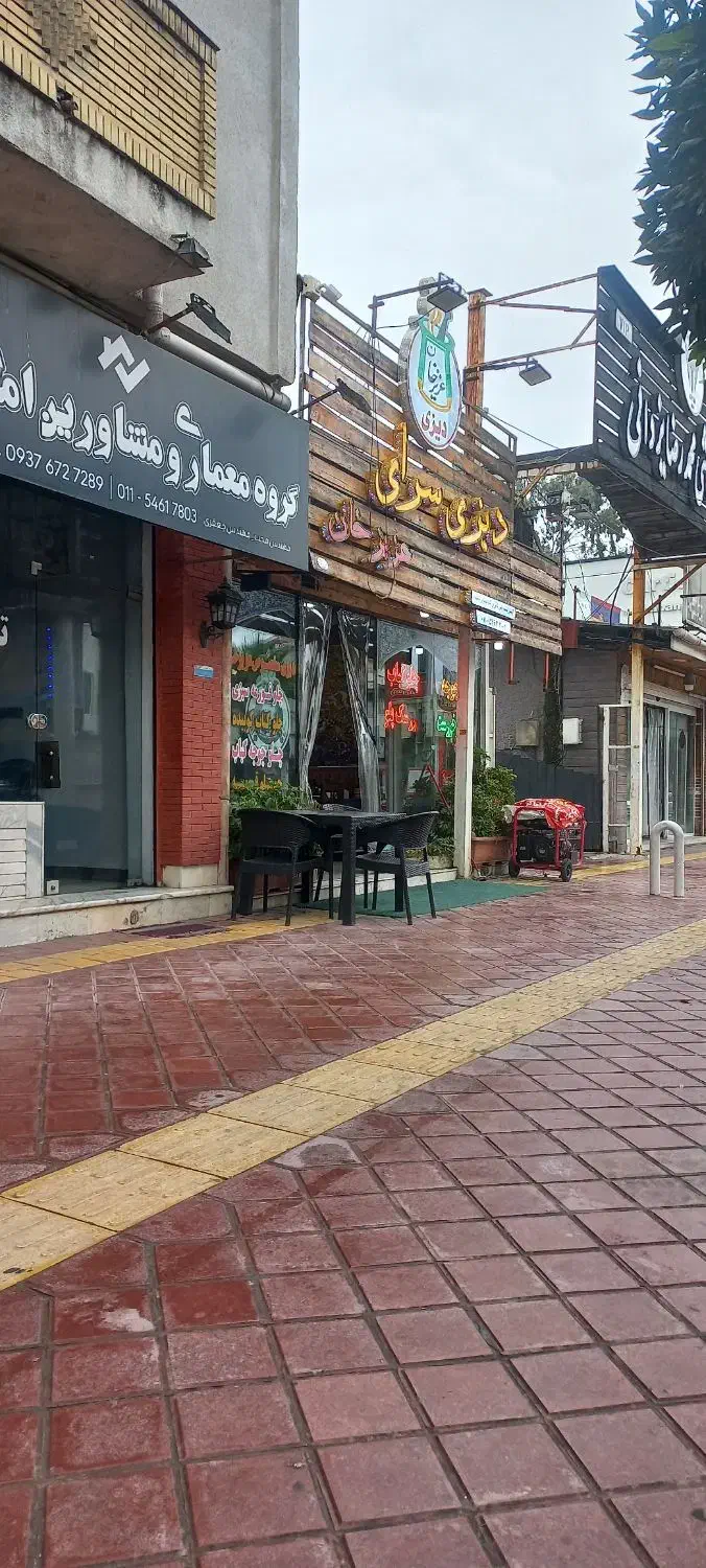 استخدام سالنکار و یک ظرفشور|استخدام خدمات فروشگاه و رستوران|سلمان‌شهر, |دیوار