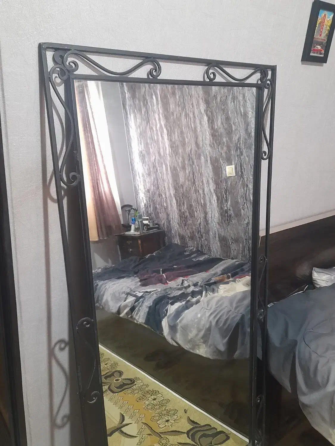 آینه|آینه|رشت, کوی مهر|دیوار