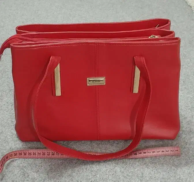 کیف دستی و وسایل ورزشی|کیف، کفش، کمربند|قم, کلهری|دیوار