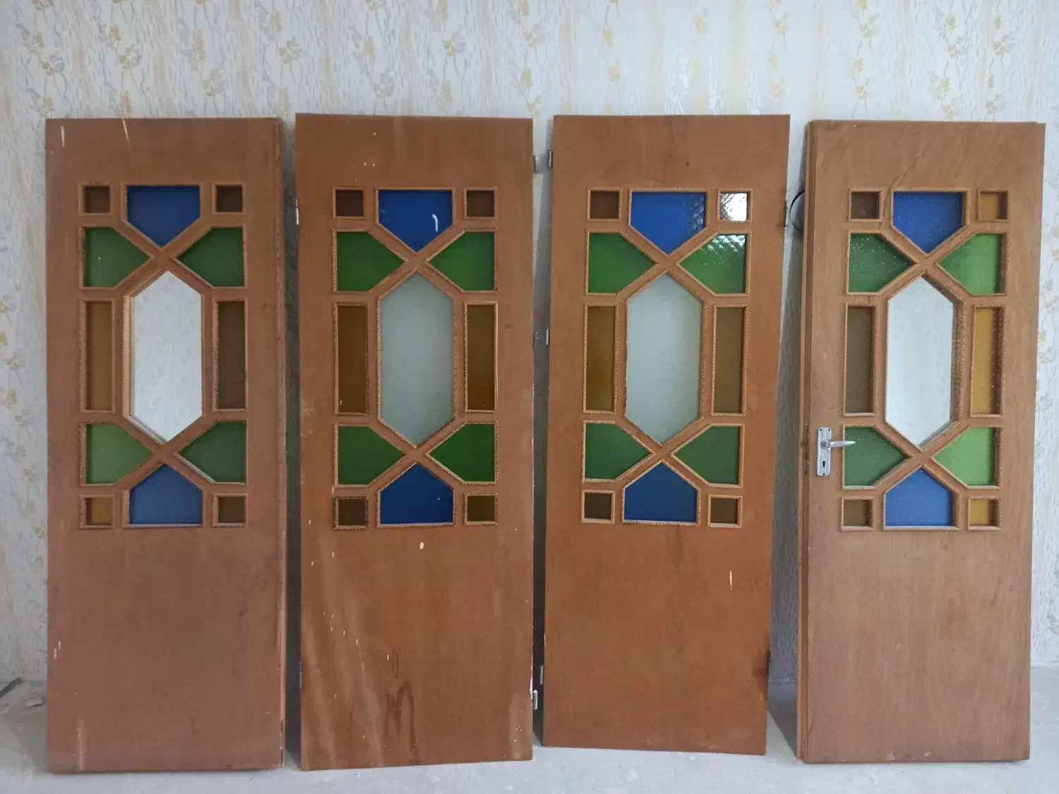 درب چوبی مشجر طرح وکیفیت خوب وبسیارمحکم|مصالح و تجهیزات ساختمان|سراب, |دیوار