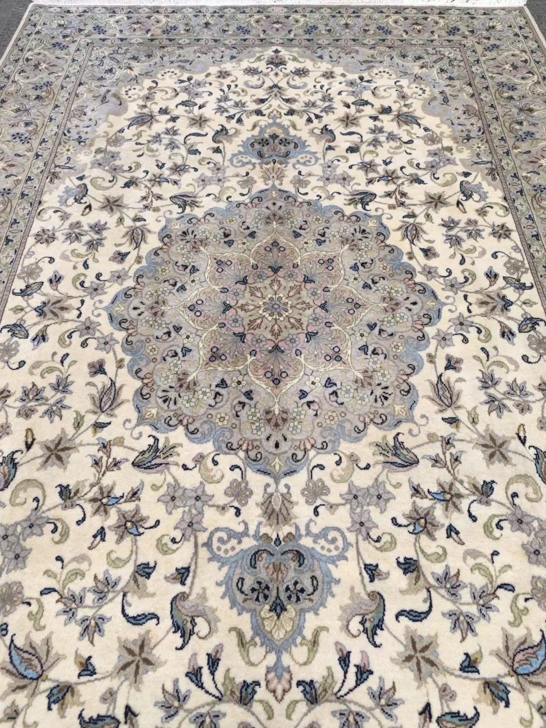 فرش دستباف اردکان 6متری دست دوم|فرش|اصفهان, سنبلستان|دیوار
