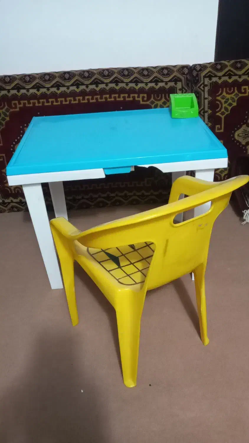 میز و صندلی تحریر کودک|میز تحریر و کامپیوتر|لاهیجان, لاشیدان|دیوار