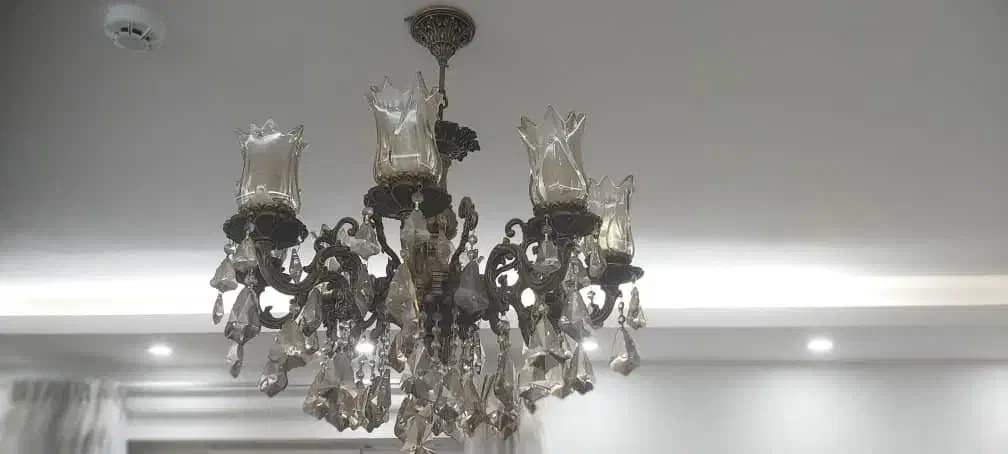 لوستر۸ شاخه|لوستر و چراغ آویز|اصفهان, کوجان|دیوار