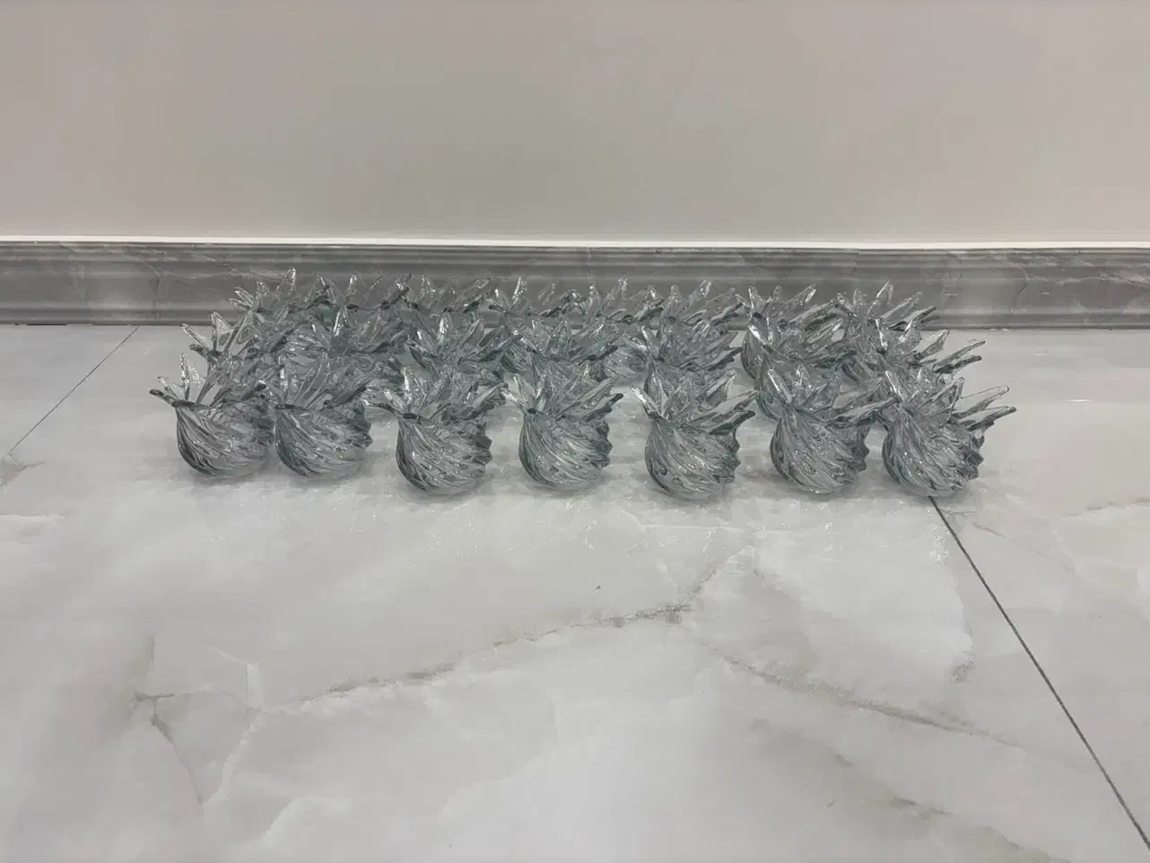 لاله لوستر|لوستر و چراغ آویز|تهران, گلچین|دیوار