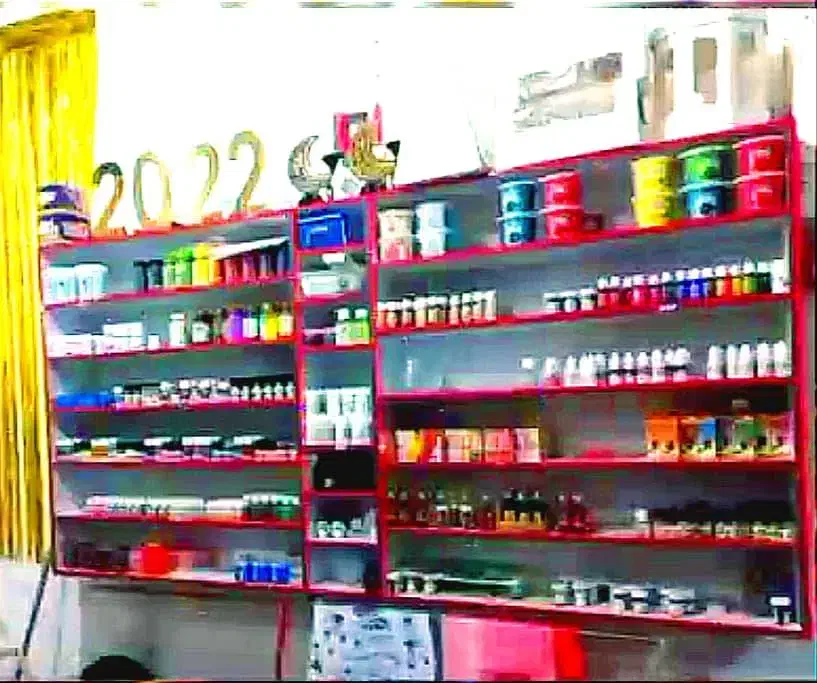 حراج فوری تعدادی قفسه MDF فروشگاهی ( نصف قیمت )|حراج|اهواز, کیان اباد|دیوار