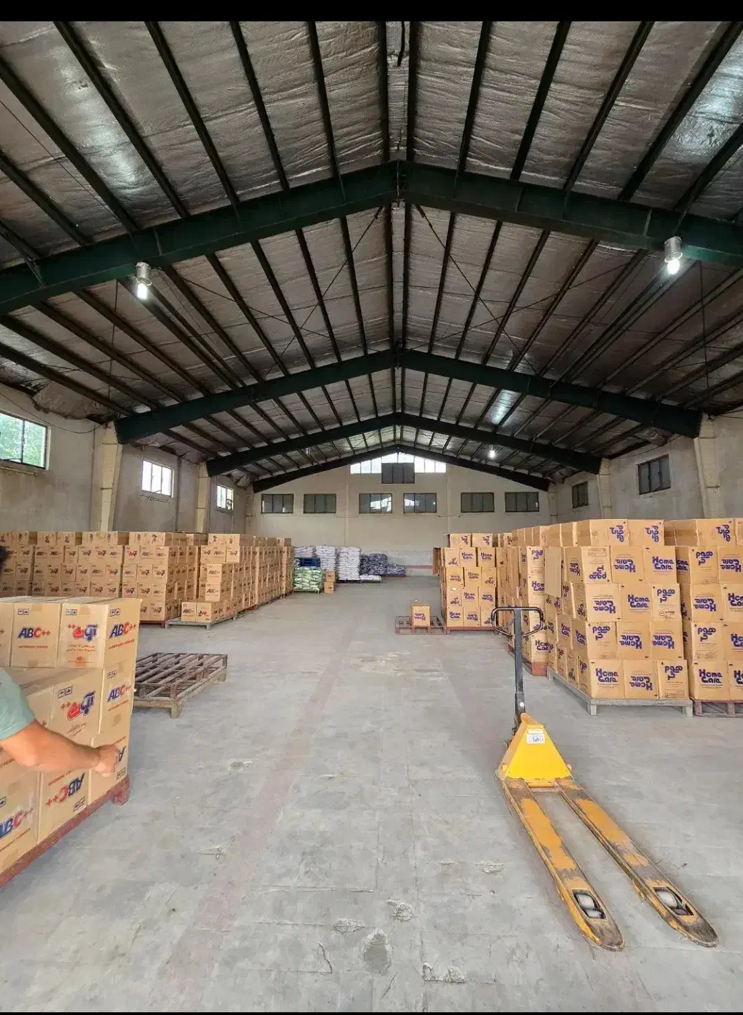 اجاره سوله ۲۶۰۰ متر جاده تهران|اجارهٔ دفتر صنعتی، کشاورزی، تجاری|رشت, گیل|دیوار