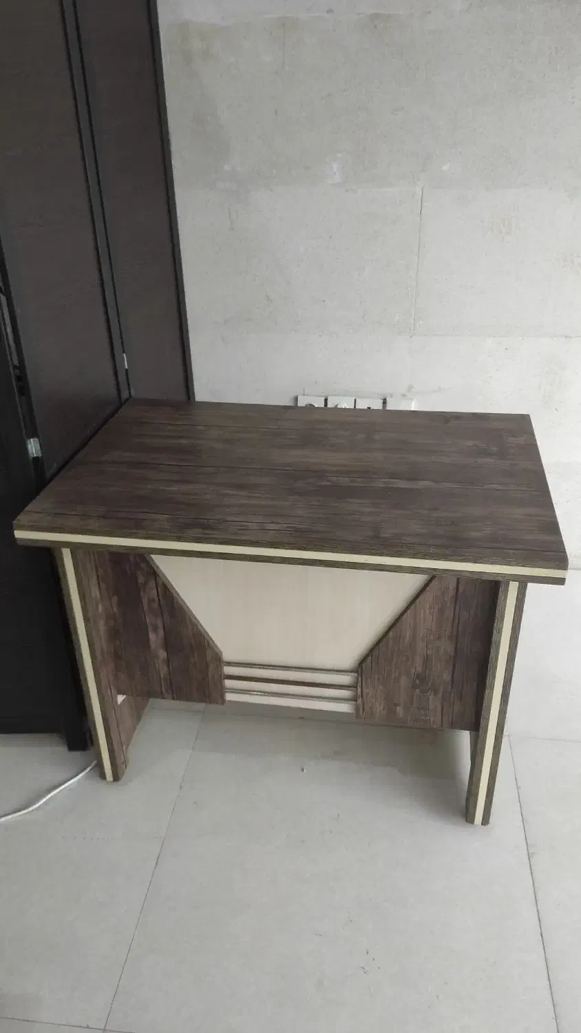 میز|میز تحریر و کامپیوتر|آمل, |دیوار