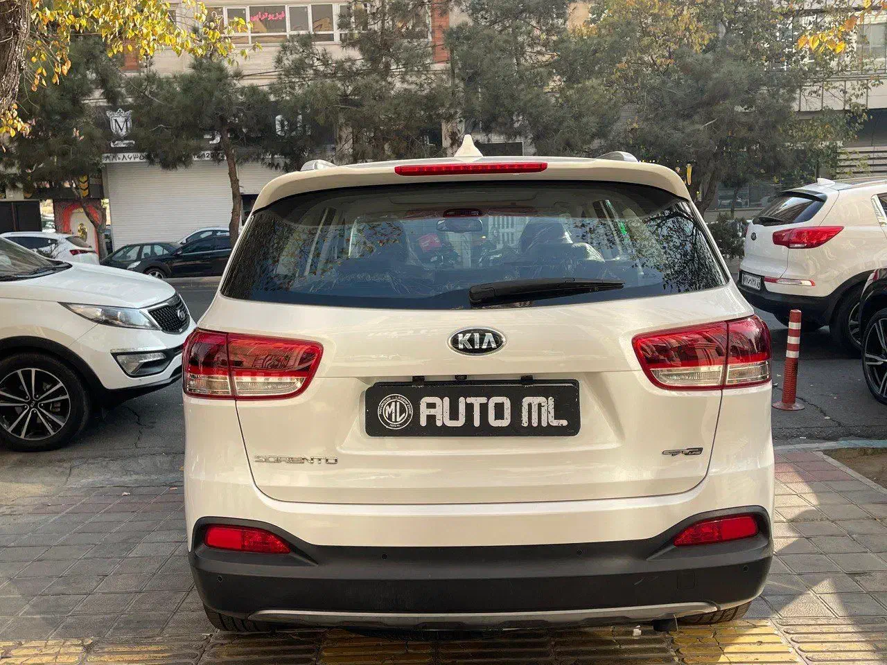 کیا سورنتو مدل 2017|خودرو سواری و وانت|تهران, درختی|دیوار