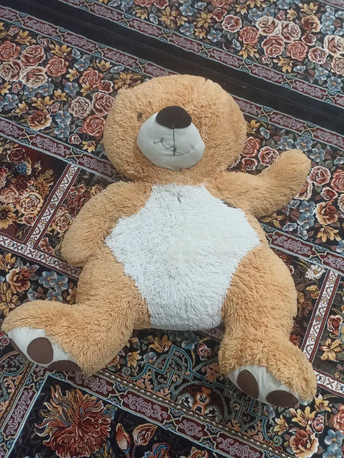 خرس بزرگ|اسباب‌بازی بچه|خرم‌آباد, |دیوار