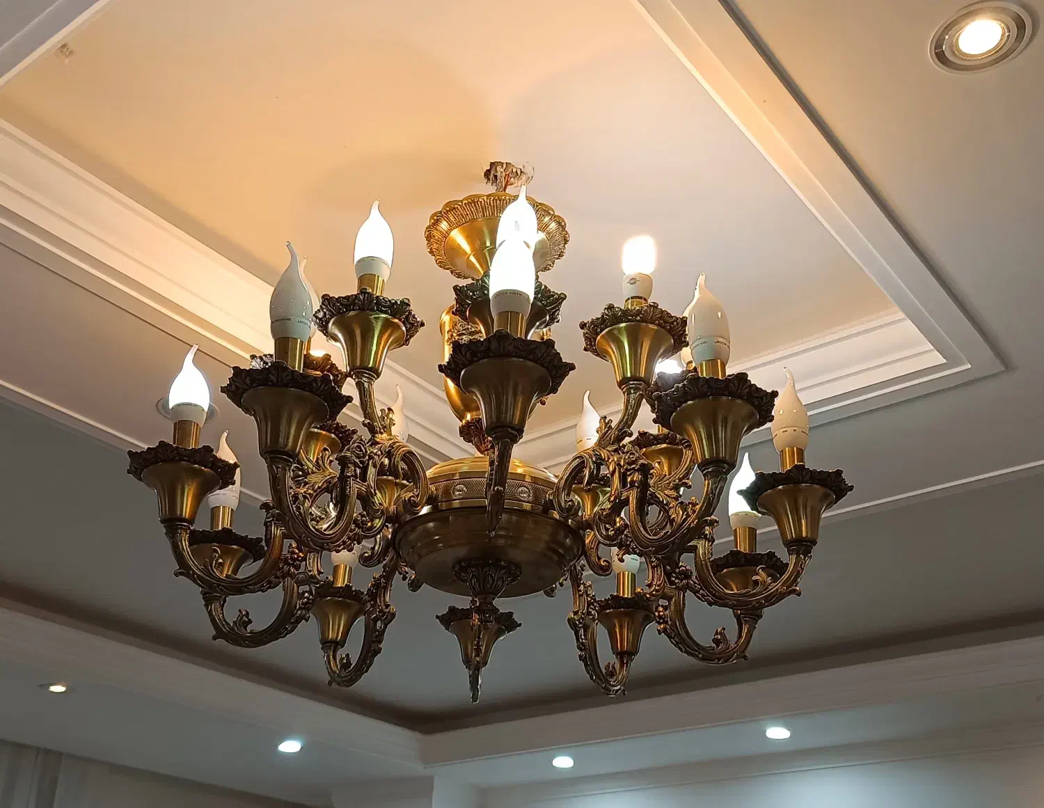 لوستر برنج|لوستر و چراغ آویز|اراک, |دیوار