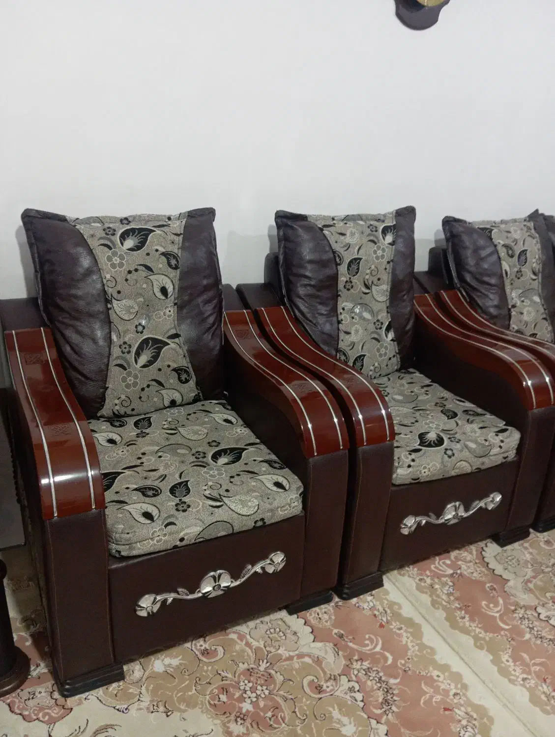 مبل ۷ نفره|مبلمان خانگی و میز عسلی|کرمانشاه, |دیوار