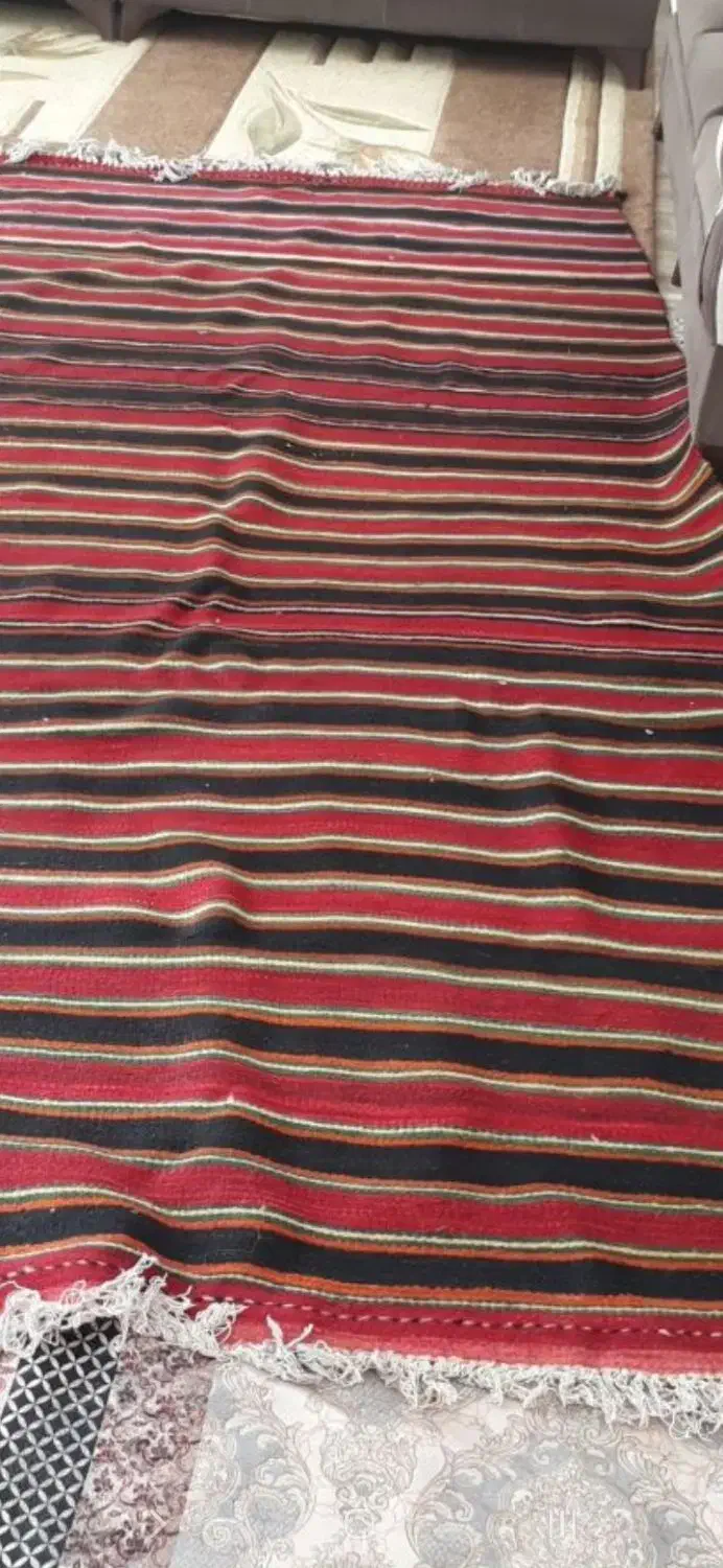 تعدادی لوازم منزل فروشی|فرش|اسفراین, |دیوار