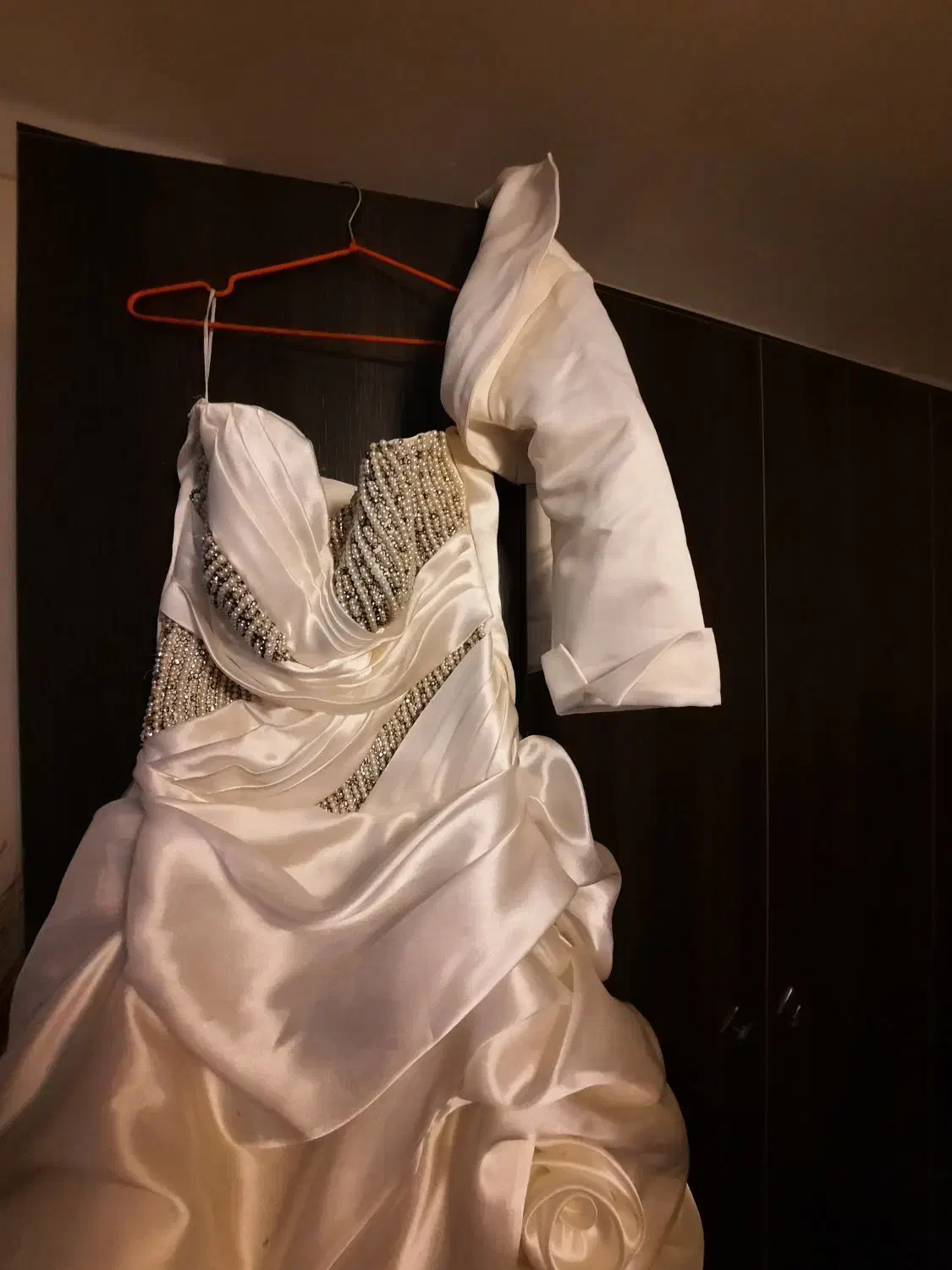 لباس عروس|لباس|تهران, دستغیب|دیوار