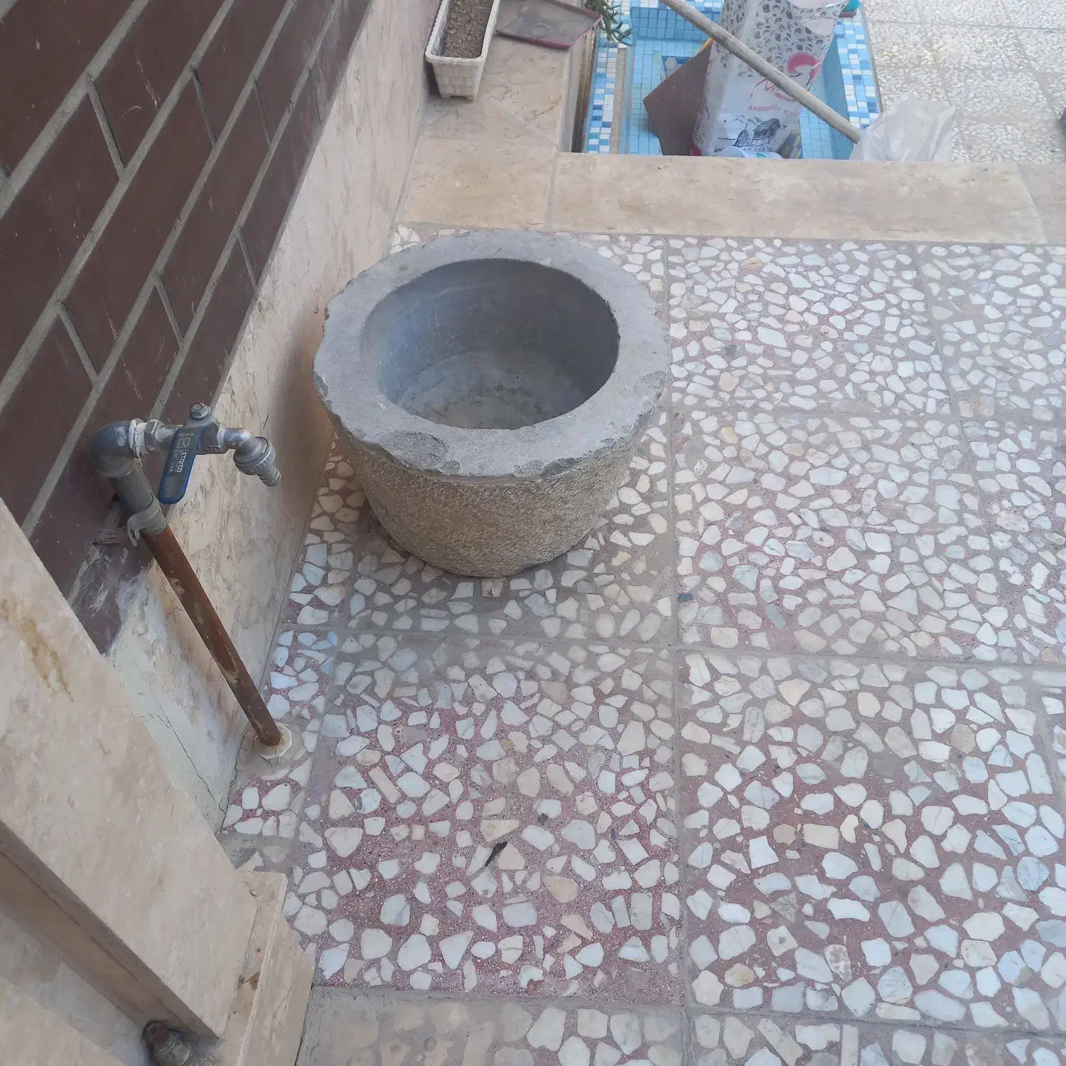 یانه|ظروف پخت‌وپز|اصفهان, عاشق‌آباد|دیوار