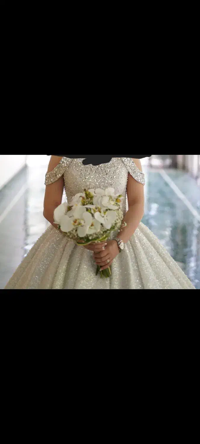 لباس عروس سنگدوزی|لباس|شیراز, دشت چنار|دیوار