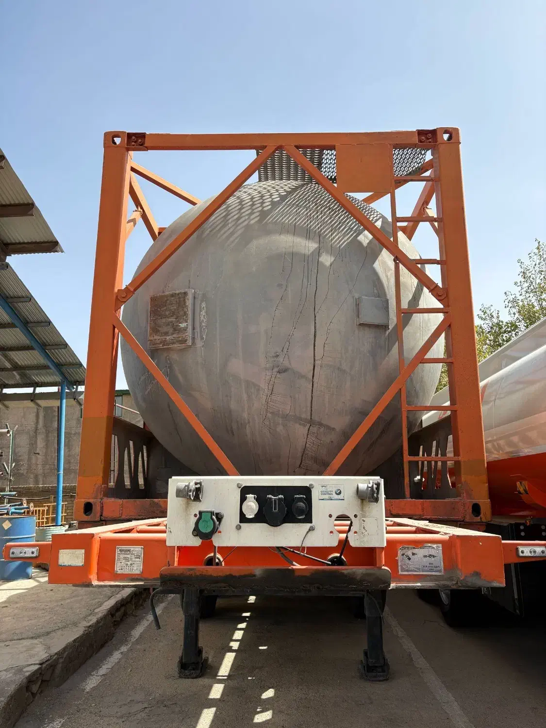 تیغه تریلر (نیمه یدک کانتینر بر) مارال سه محوره|خودرو سنگین|کبودرآهنگ, |دیوار