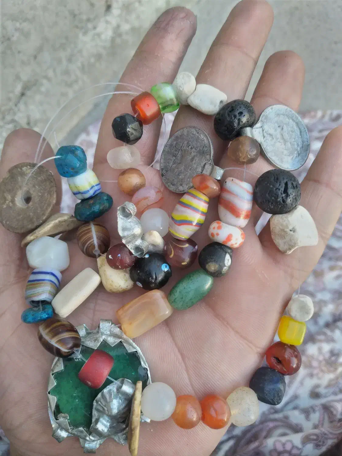 مهره قدیمی|کلکسیون اشیاء عتیقه|جیرفت, |دیوار