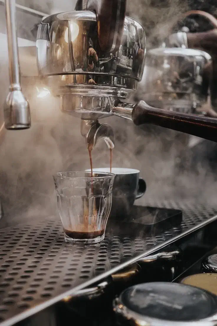 پذیرش و استخدام کار آموز باریستایی خانوم|استخدام آموزشی|فردیس, فردیس|دیوار