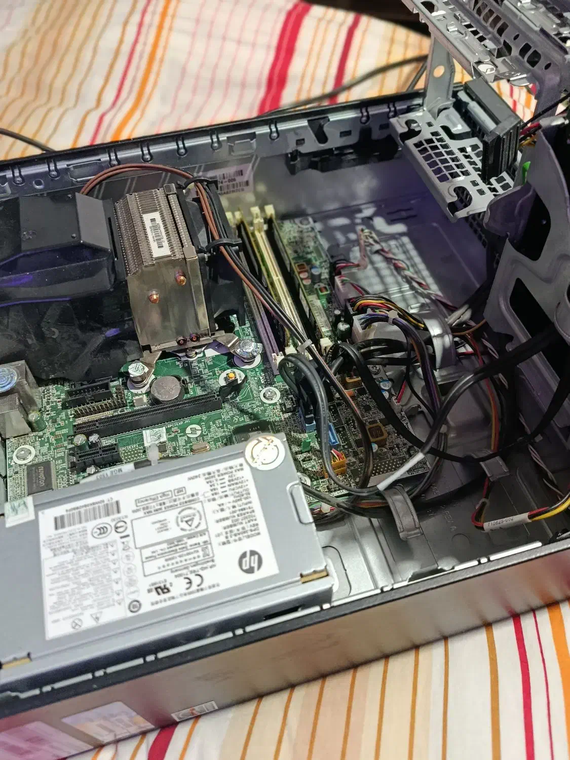 HP prodesck|رایانه رومیزی|ارومیه, |دیوار