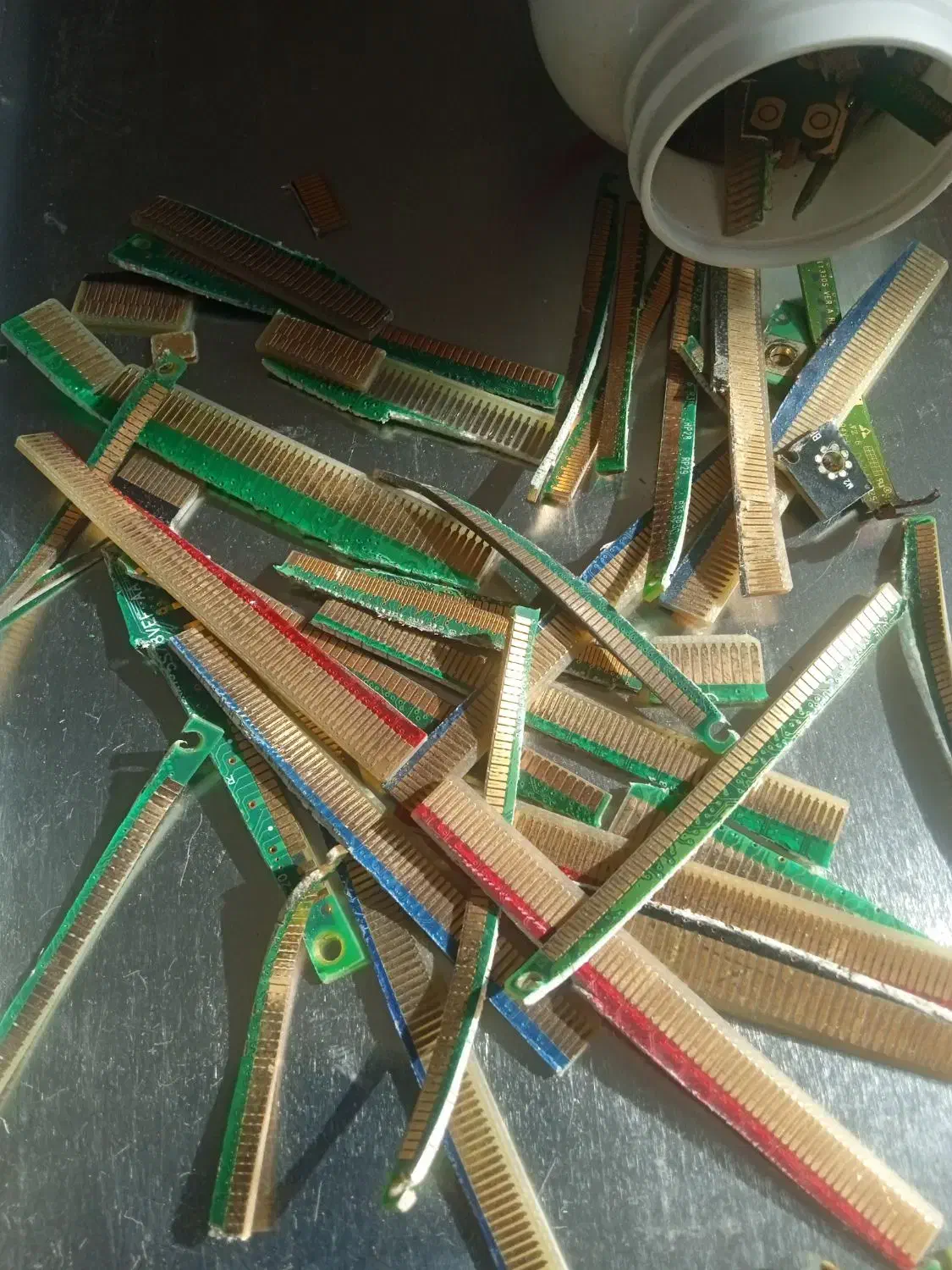 گلدفینگر .چیپ وایسی|قطعات و لوازم جانبی رایانه|همدان, |دیوار