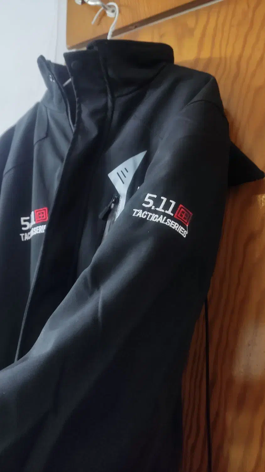 کاپشن مشکی 5.11 اورجینال سه جیب فقط یک بار پوشیدم|لباس|کاشان, امیرکبیر|دیوار