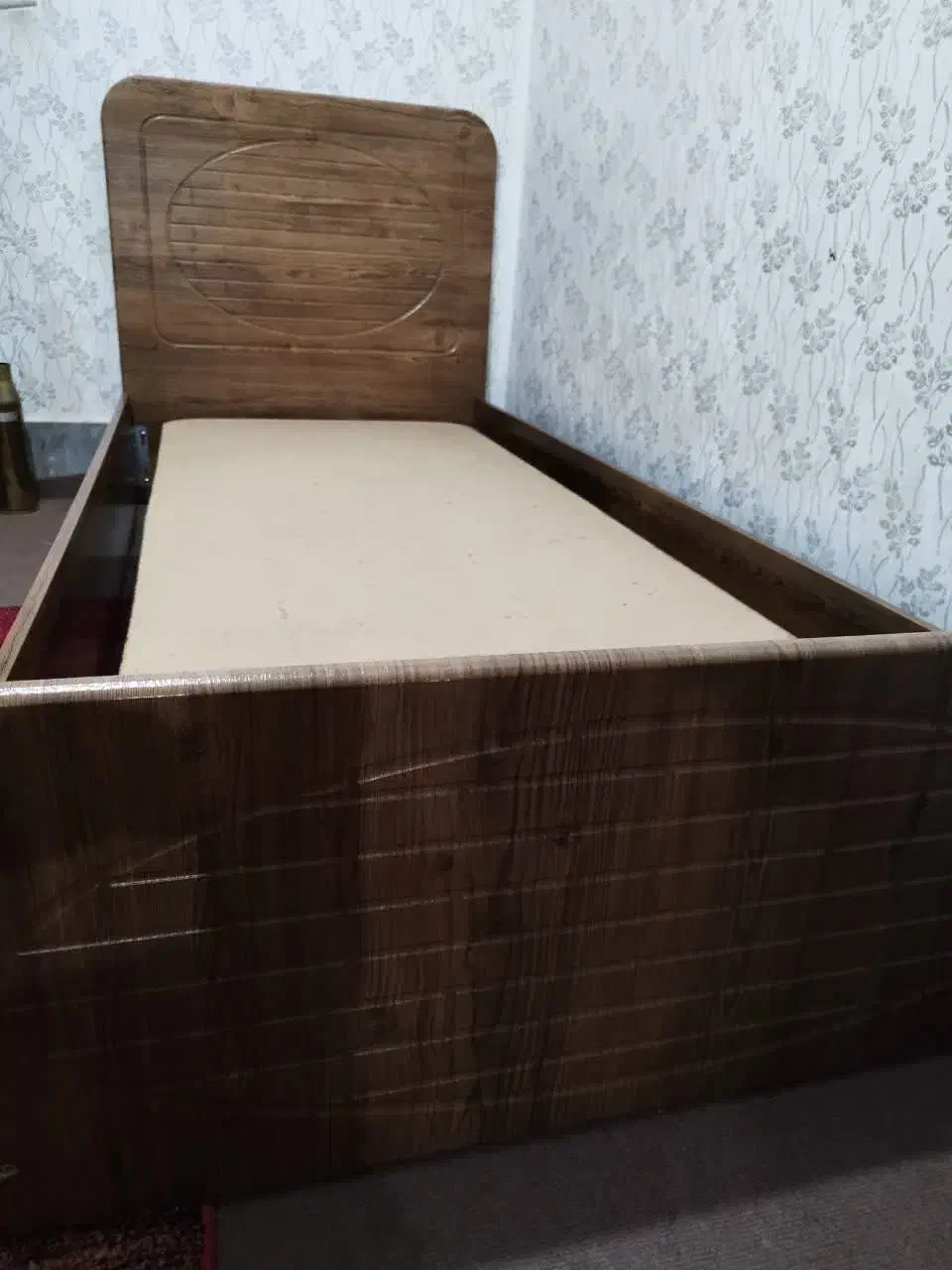 تخت یک نفره|تخت و سرویس خواب|کهک, |دیوار