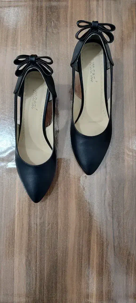 کفش مجلسی|کیف، کفش، کمربند|بروجرد, |دیوار