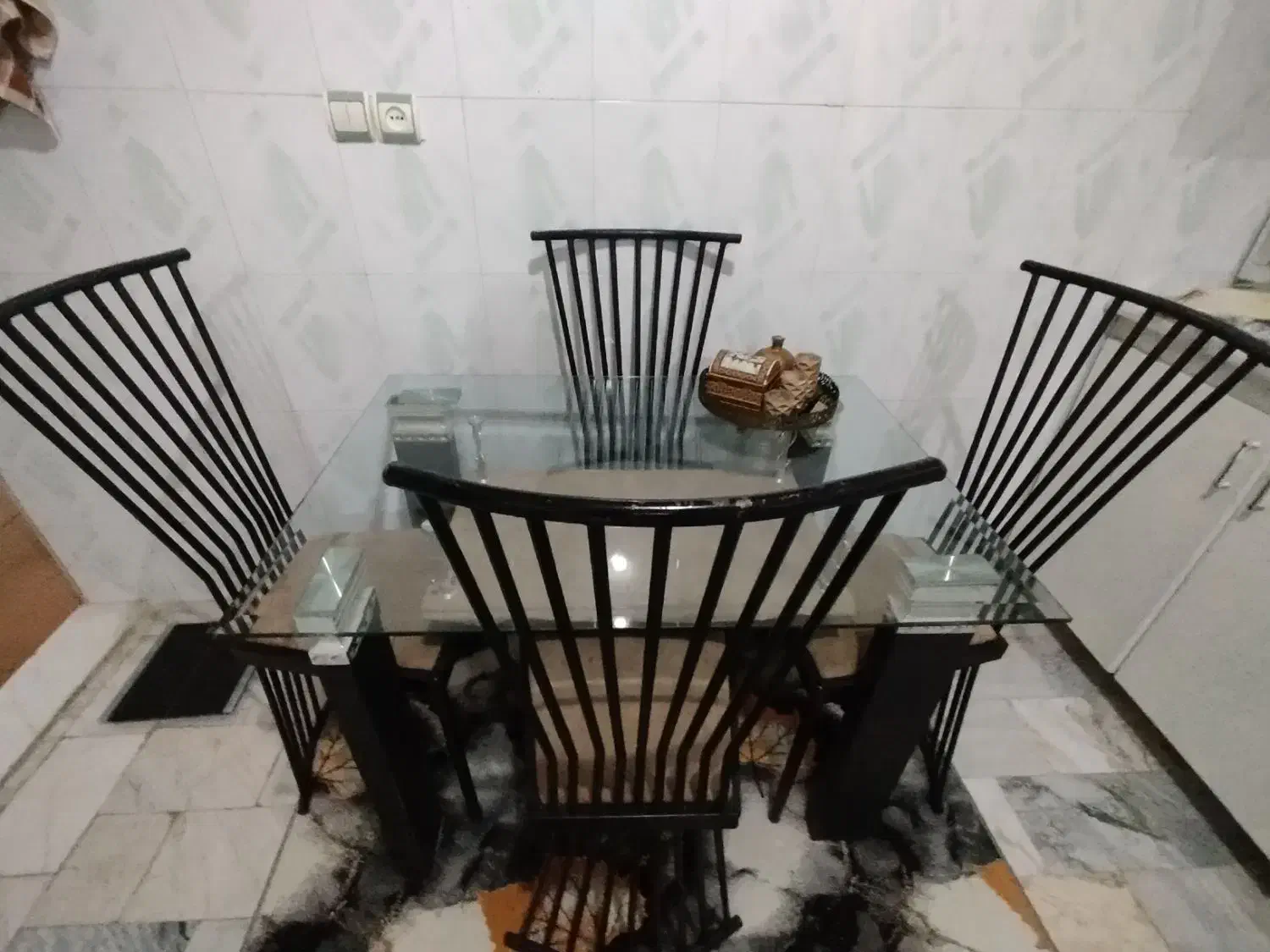 میز ناهار خوری|میز و صندلی غذاخوری|الیگودرز, |دیوار