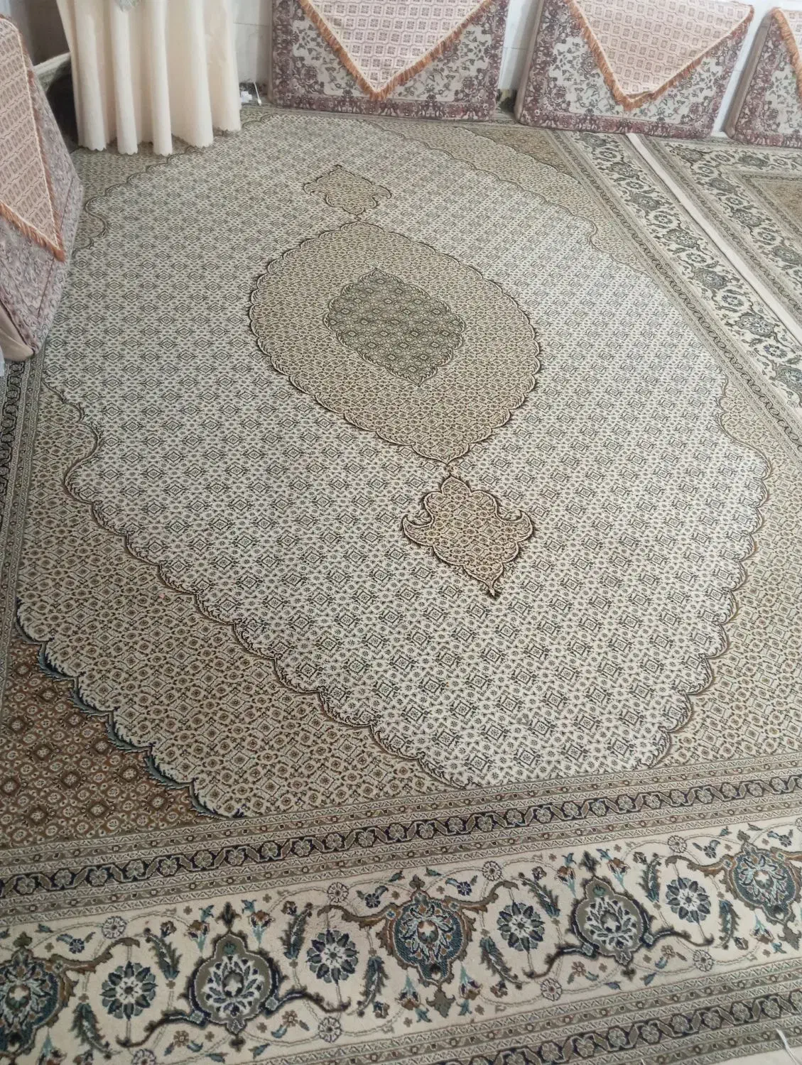 قالی|فرش|ساوه, |دیوار