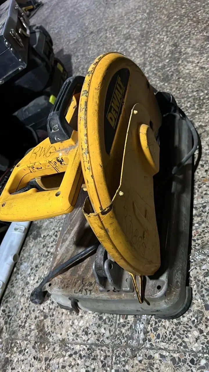 پروفیل بر استوک دیوالت|ابزارآلات|بیجار, |دیوار