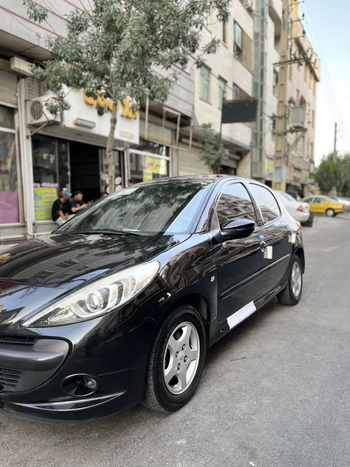 پژو ۲۰۷ مدل ۱۴۰۱ سقف شیشه ای پانا کم کارکرد|خودرو سواری و وانت|بهارستان, |دیوار