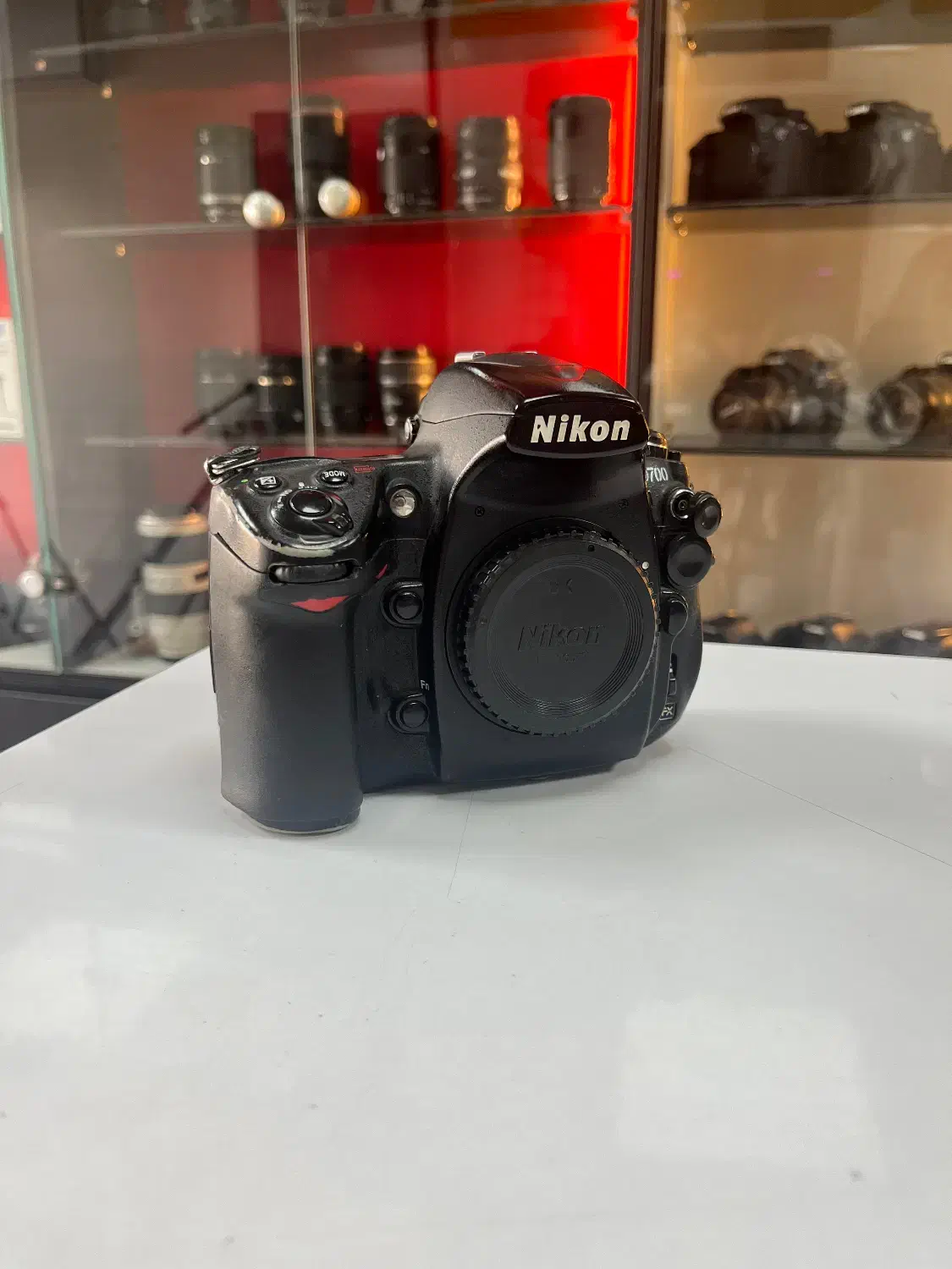 دوربین نیکون Nikon D700 قیمت مناسب|دوربین عکاسی و فیلم‌برداری|کرج, گوهردشت|دیوار
