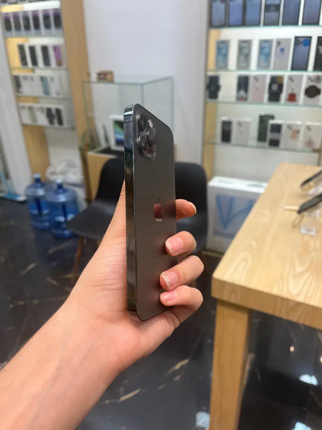 ۱۲ پرو ۲۵۶|موبایل|تهران, صادقیه|دیوار