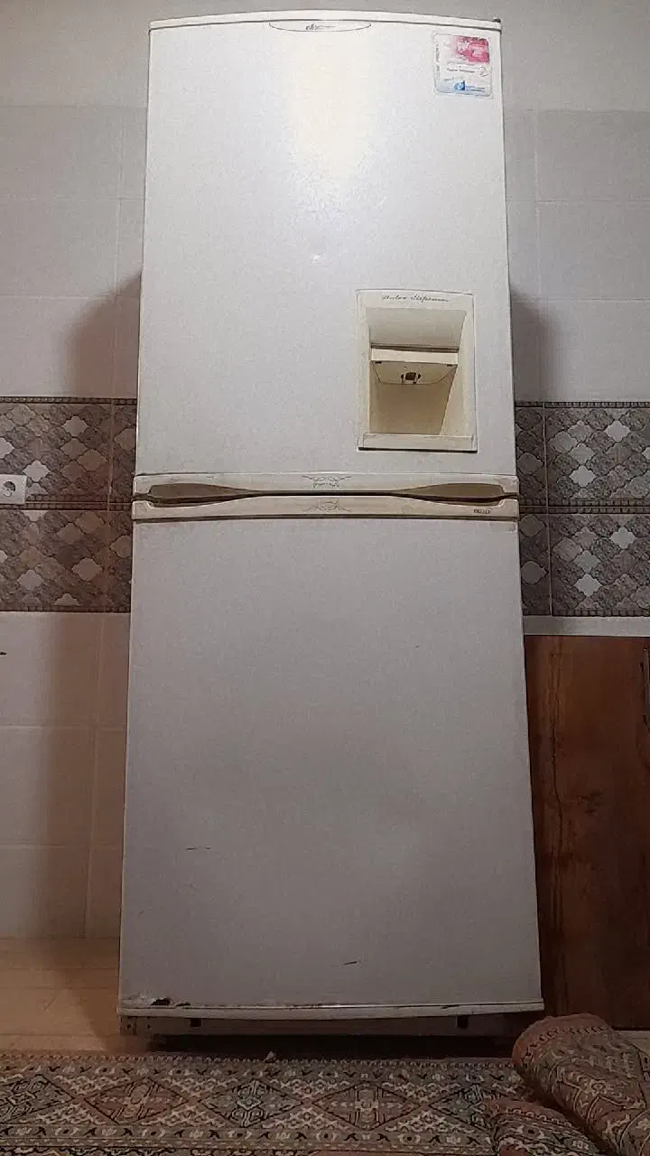 یخچال نیمه فریز خیلی کم کارکرده|یخچال و فریزر|تبریز, |دیوار