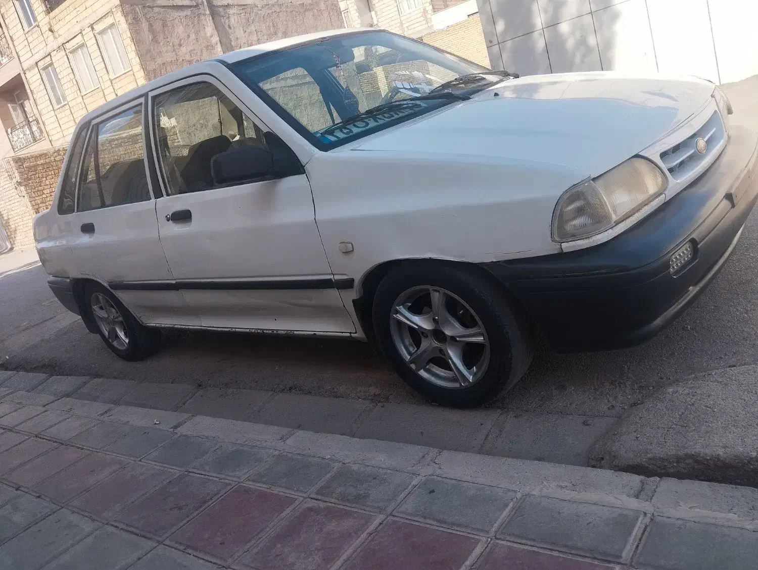 پراید سفید|خودرو سواری و وانت|قزوین, |دیوار