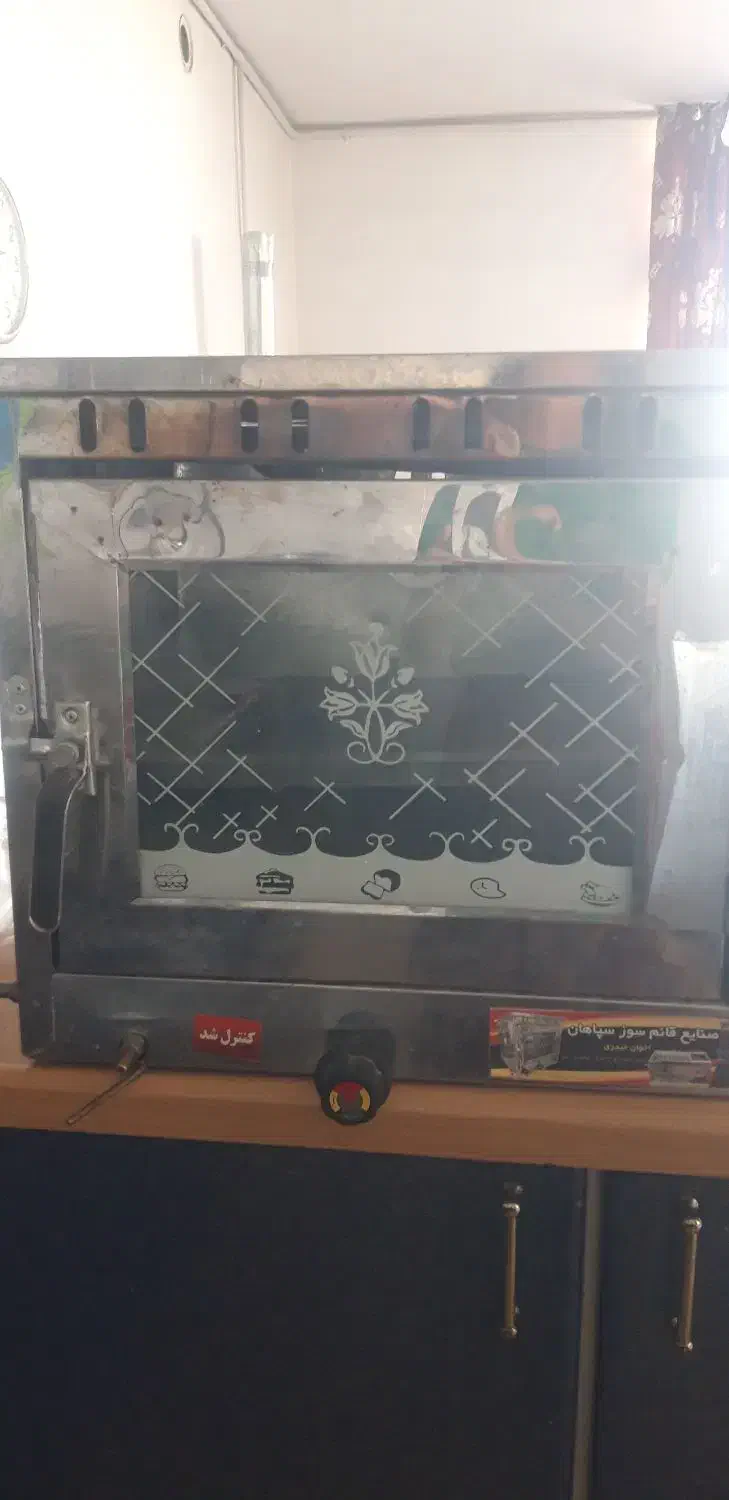 تنور  گازی استیل تک نان  با دو سینی1300 در حد نو|اجاق گاز و لوازم برقی پخت‌وپز|اصفهان, عاشق‌آباد|دیوار
