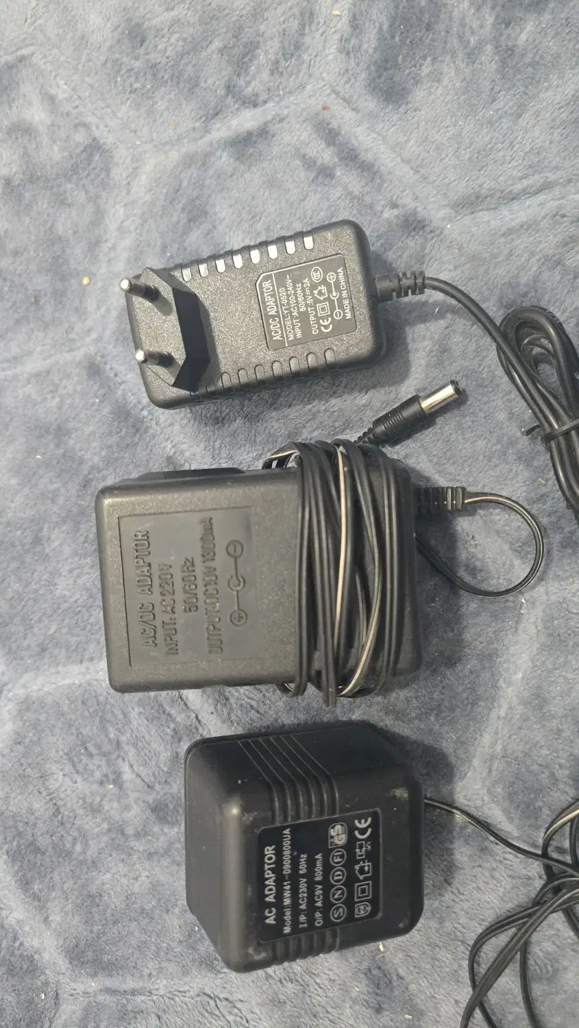 اداپتور ۹ ولت ۱۰ ولت و ۵ ولت|لوازم جانبی موبایل و تبلت|نیشابور, شهرک فرهنگیان|دیوار