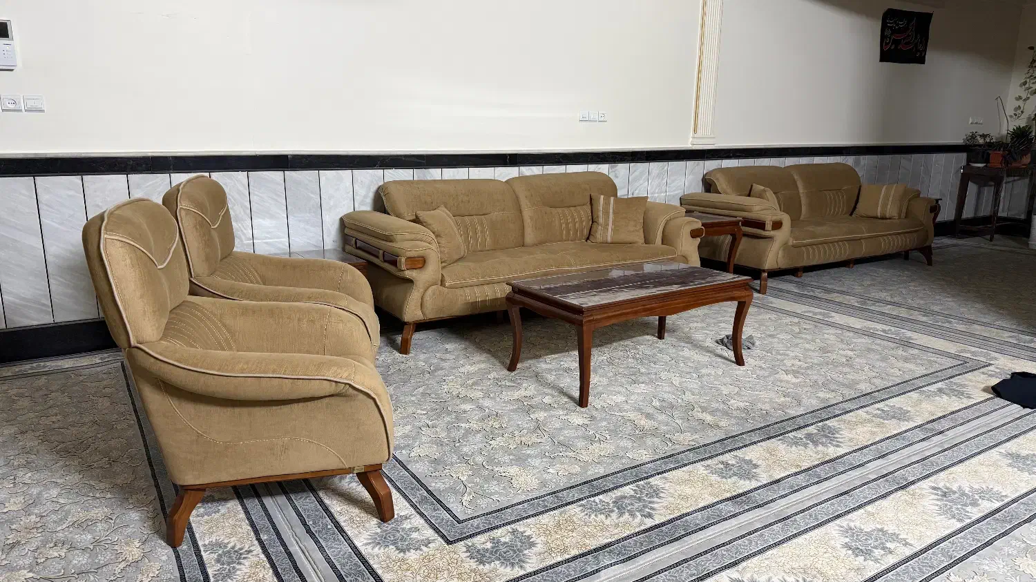 مبل راحتی|مبلمان خانگی و میز عسلی|قم, انصار‌الحسین|دیوار