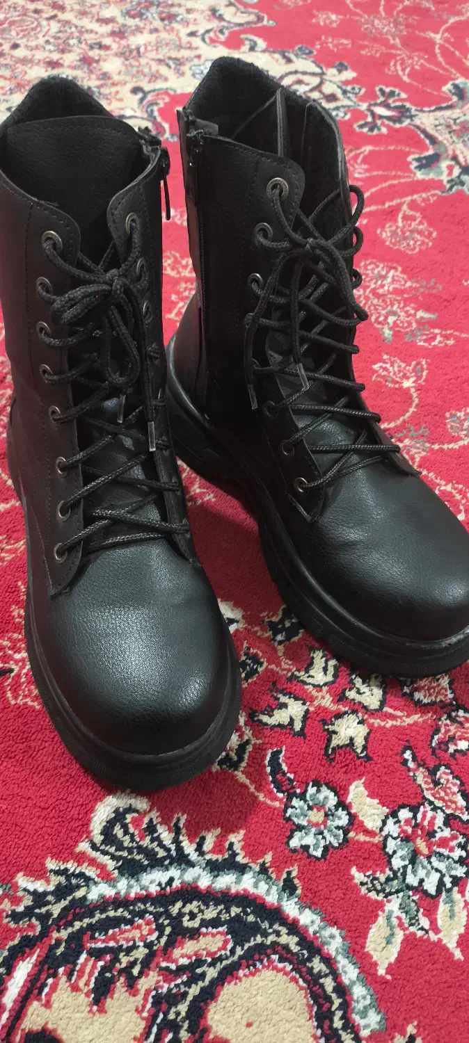 کفش نیم بوت زنانه هم مردانه|کیف، کفش، کمربند|جم, |دیوار