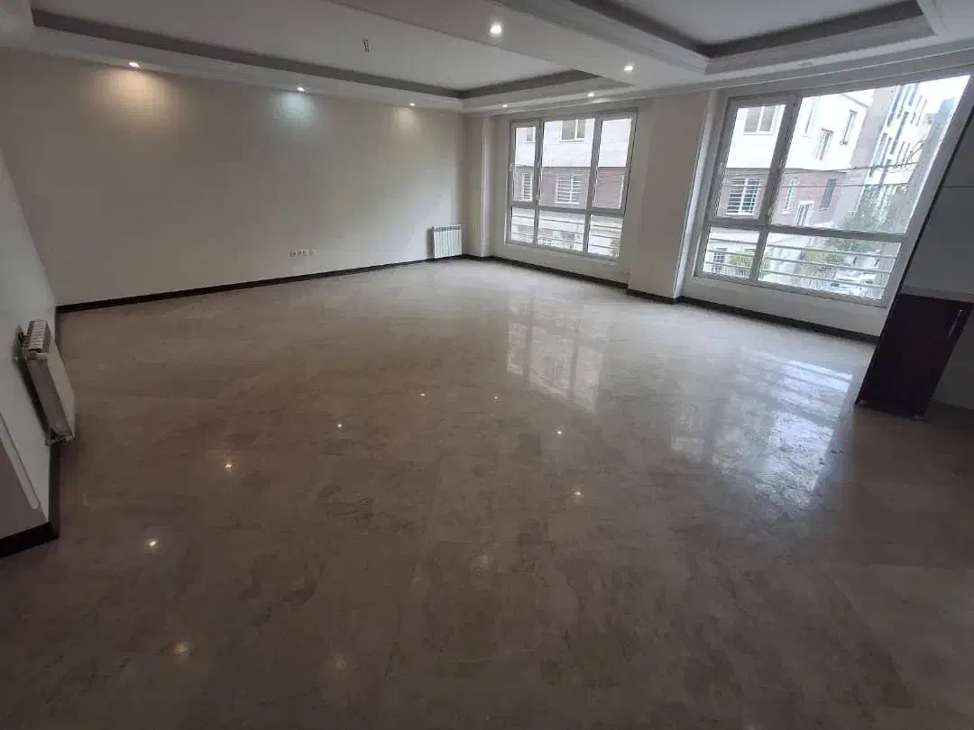 ۹۳متر قلب پونک تراورتن خطی رو به آفتاب|فروش آپارتمان|تهران, پونک|دیوار