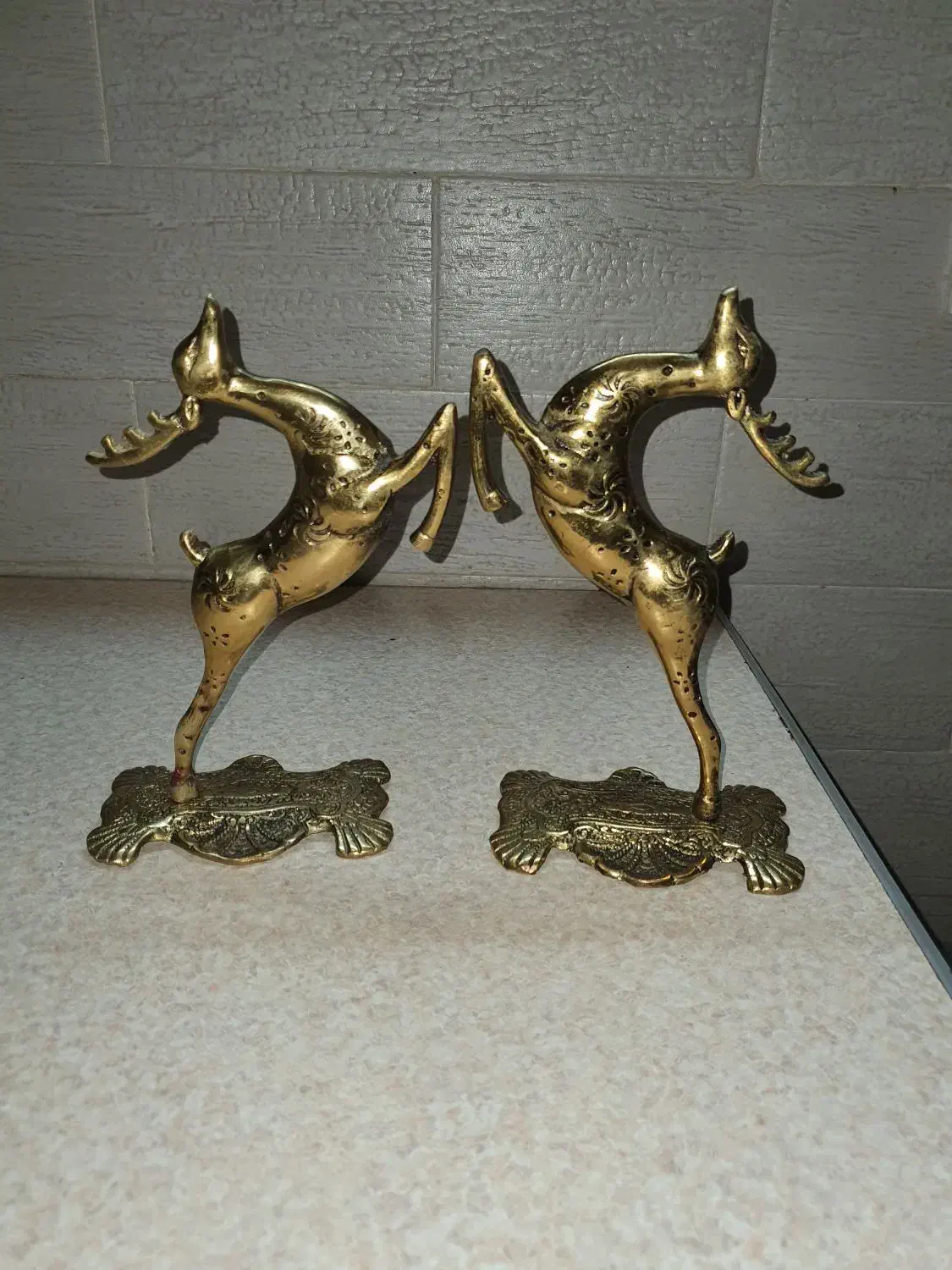 مجسمه برنزی گوزن|مجسمه، تندیس، ماکت|پرند, فاز ۰|دیوار