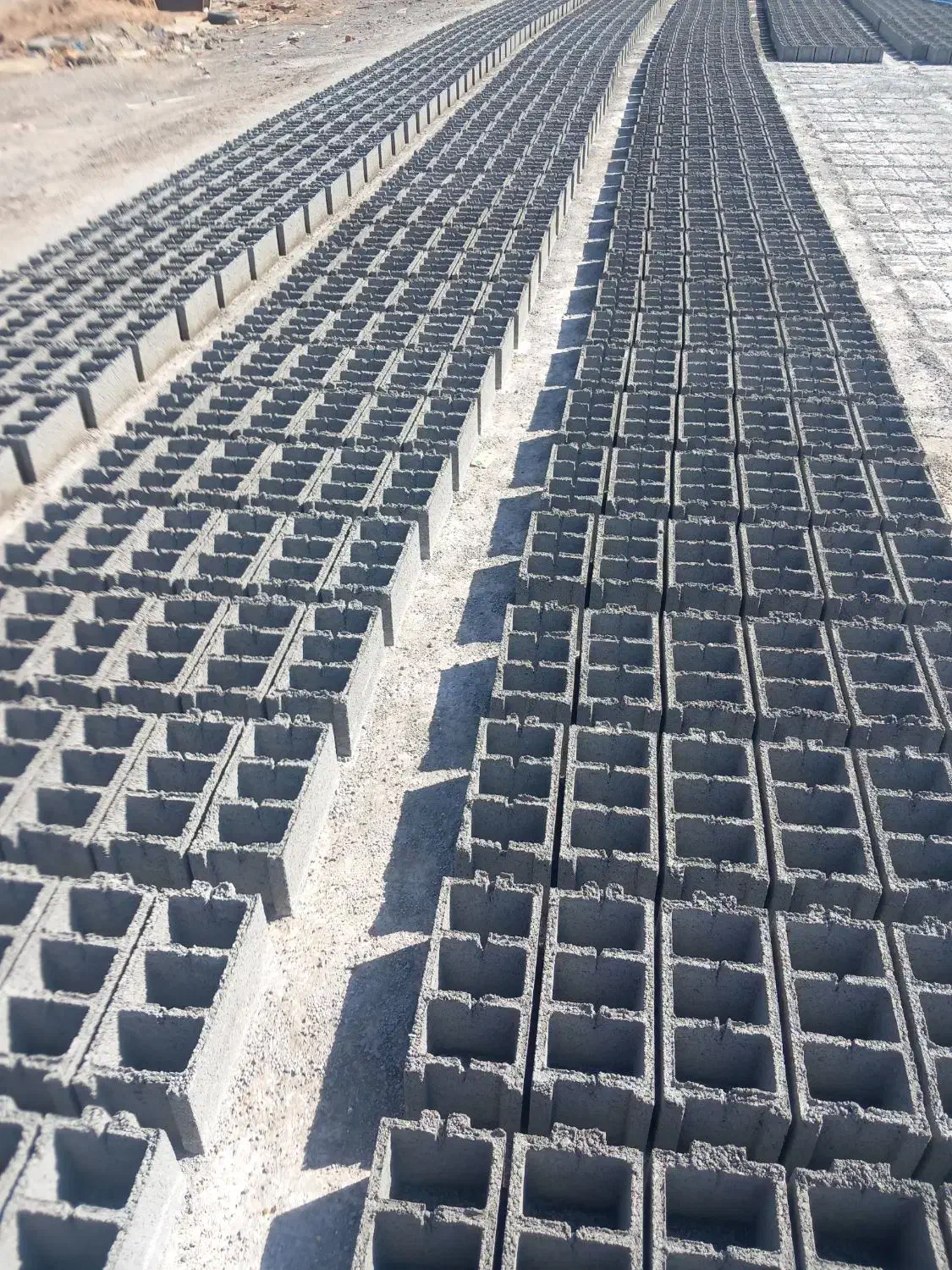 بلوک سیمانی ،تخلیه پا کار با قیمت مناسب|مصالح و تجهیزات ساختمان|آران و بیدگل, |دیوار