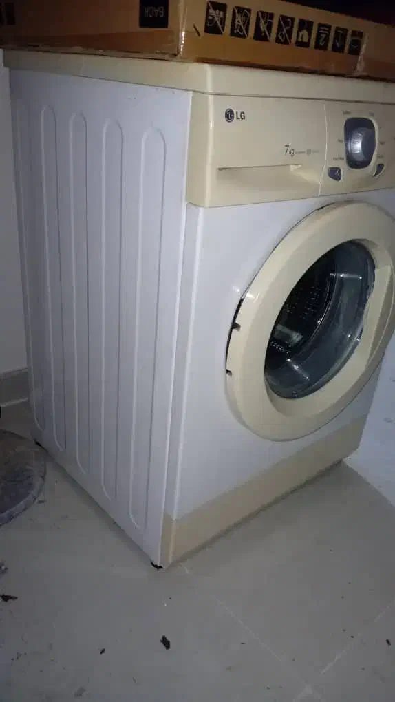 ماشین لباسشویی|ماشین لباسشویی و خشک‌کن لباس|سنندج, |دیوار