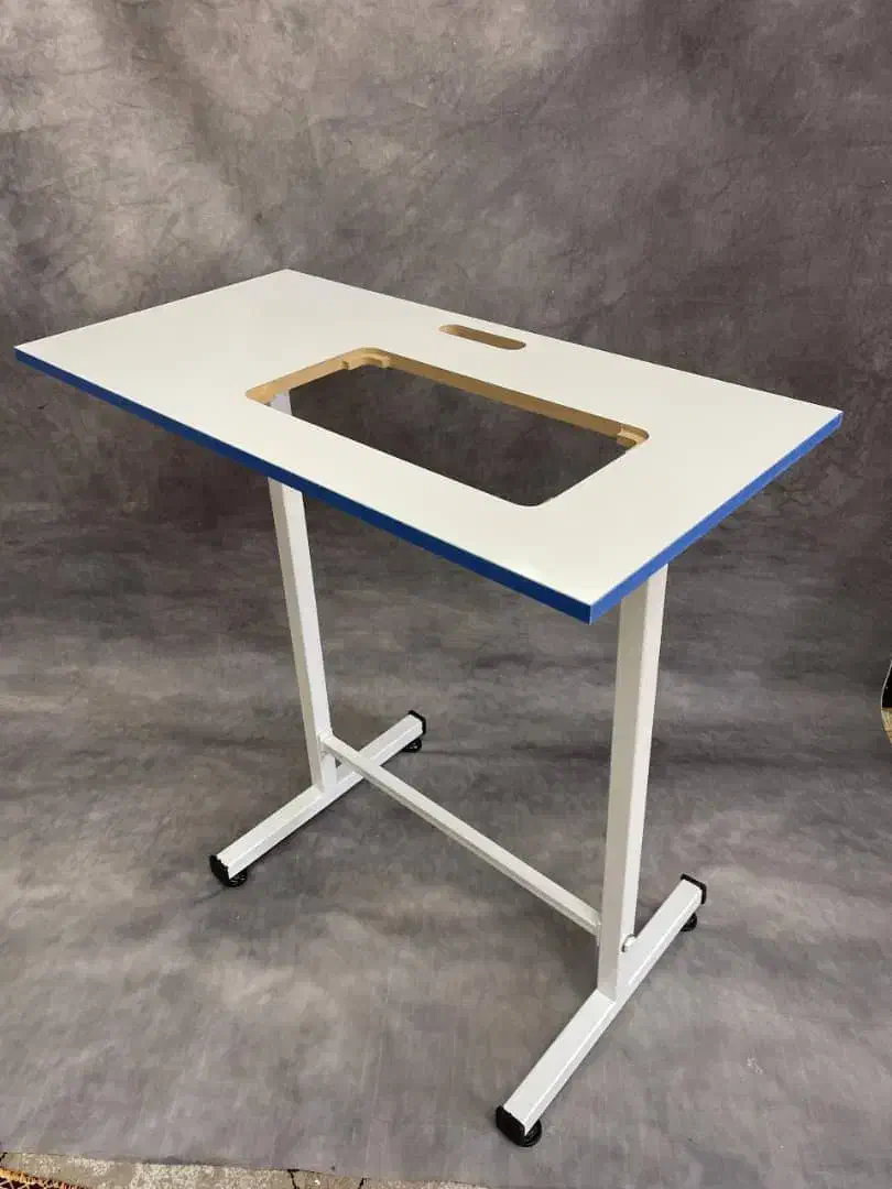 میز چرخ خیاطی|لوازم خیاطی و بافتنی|تهران, شهرک غزالی|دیوار