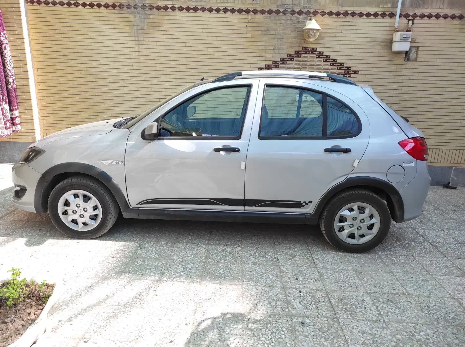 کوئیک gxrl نقره ای مشکی رینگ فولادی|خودرو سواری و وانت|خمینیشهر, |دیوار