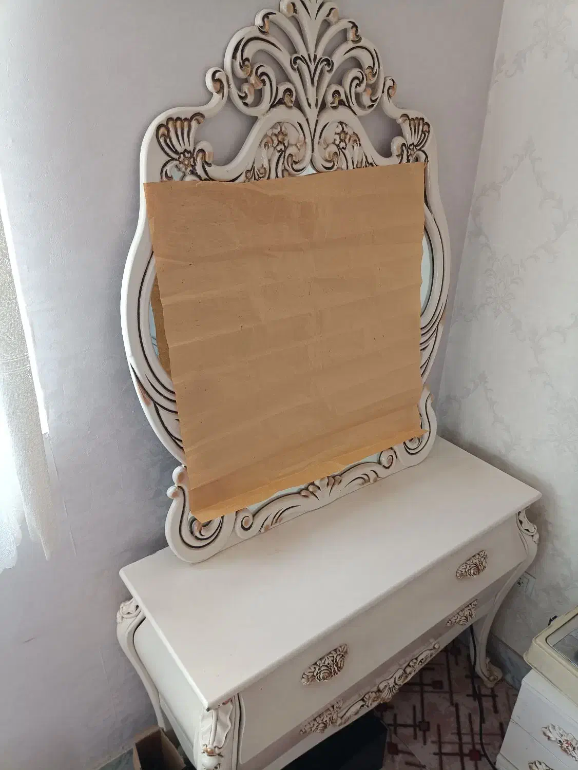 کنسول دو کشو همراه ایینه کاملا نو و سالم|بوفه، ویترین، کنسول|زاهدان, |دیوار